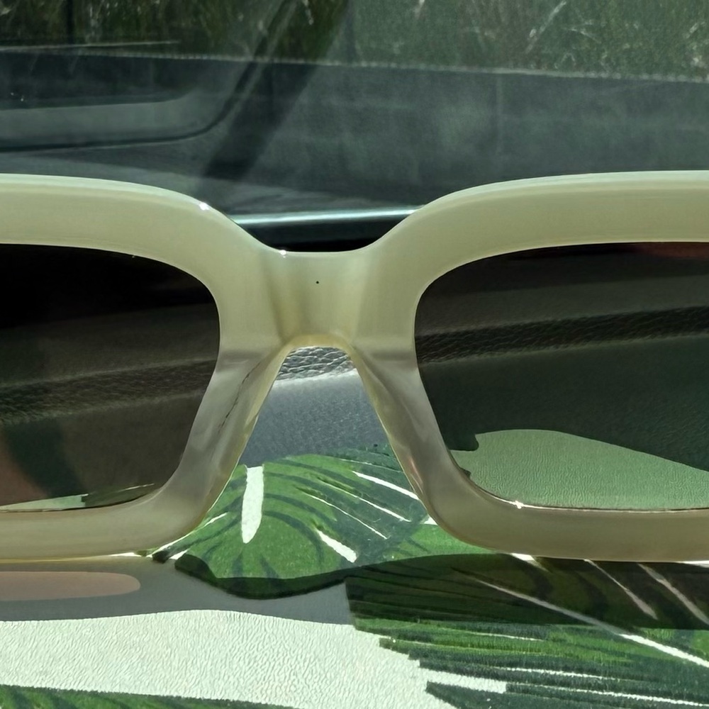 Diff Chic Cream Sunglasses - image 3